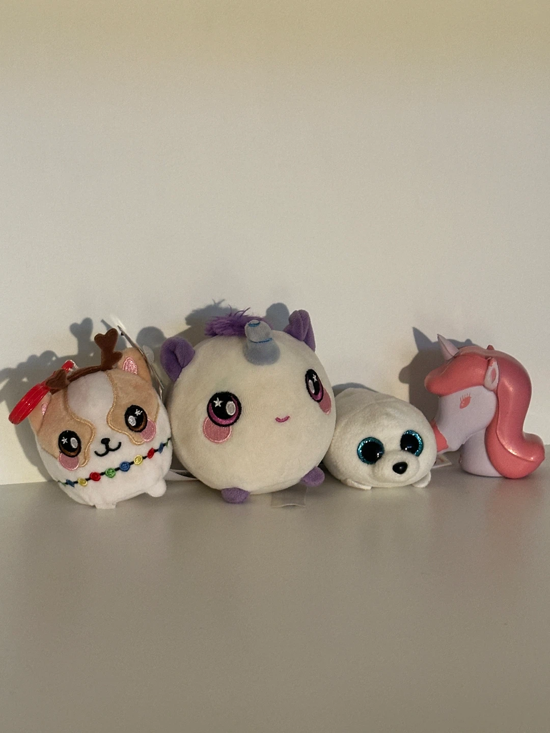 Lot de 4 peluches (anti-stress)