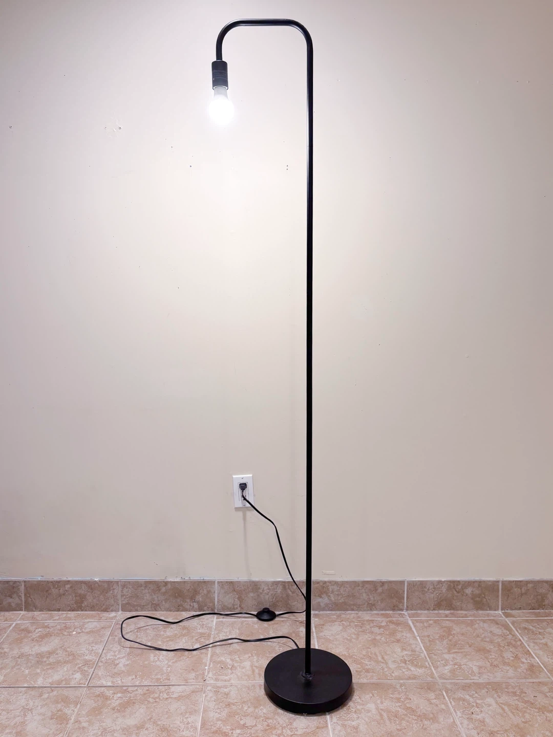 Black Floor Lamp - photo 3