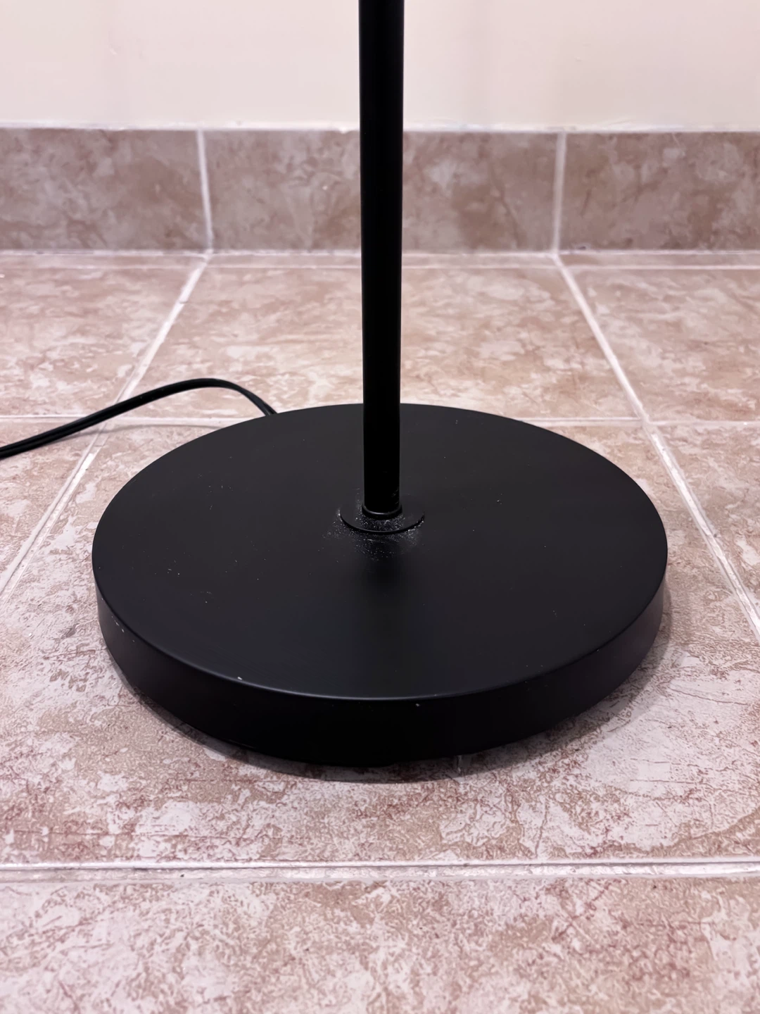 Black Floor Lamp - photo 4
