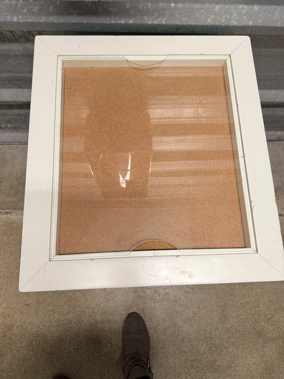 White End Table w/ Clear Removable Top - photo 3