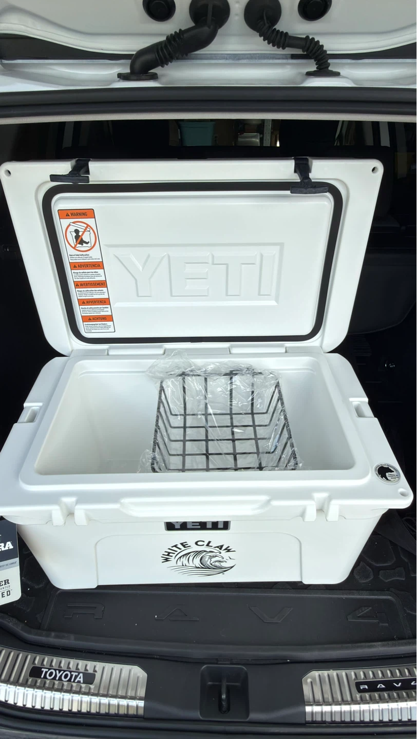 YETI Tundra 45 Cooler - photo 2