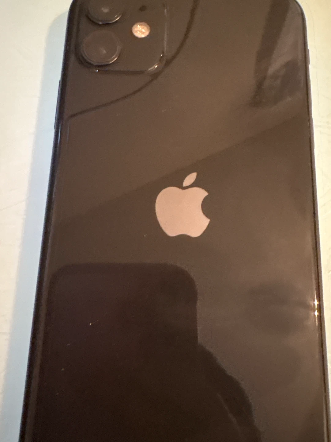 Apple iPhone 11 - Black