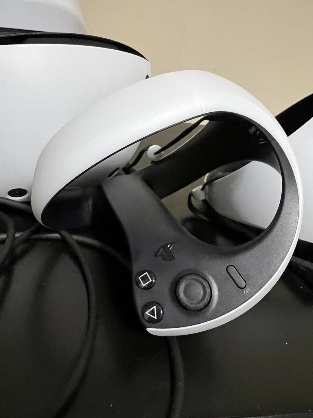 Sony PlayStation VR2 Virtual Reality Headset with Controllers - photo 5