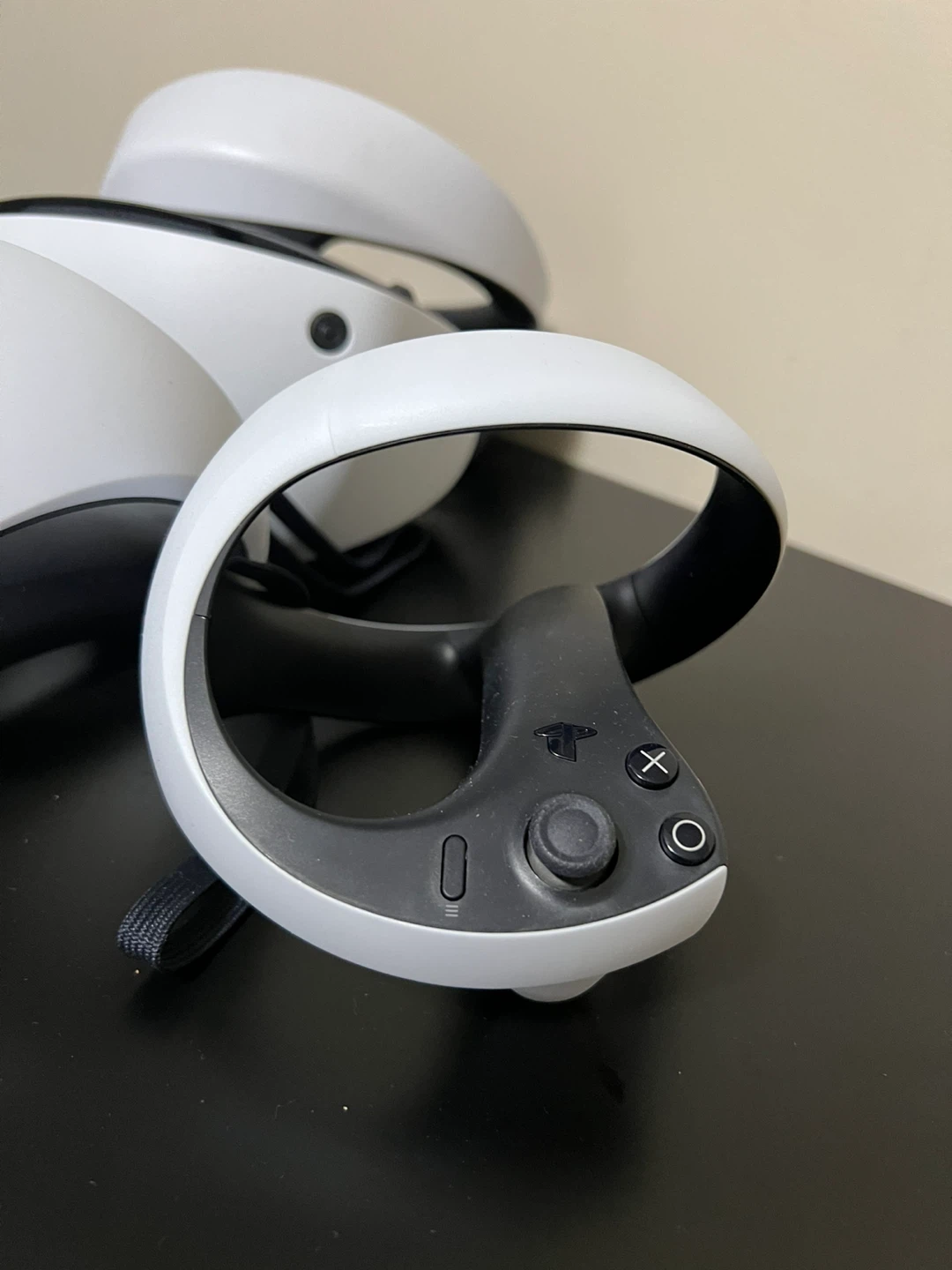 Sony PlayStation VR2 Virtual Reality Headset with Controllers - photo 4