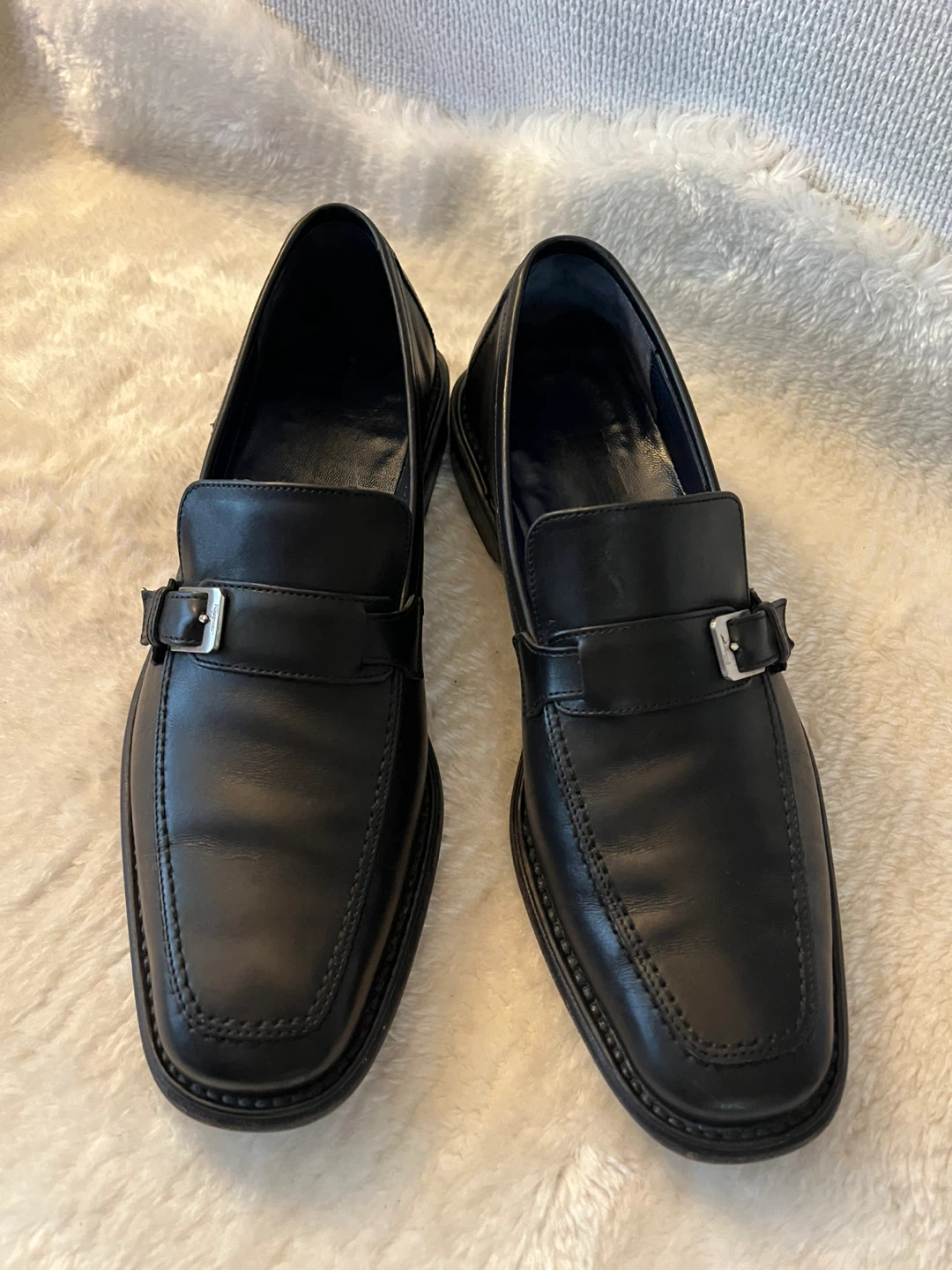 Salvatore Ferragamo Black Leather Loafers - Size 7 - photo 3