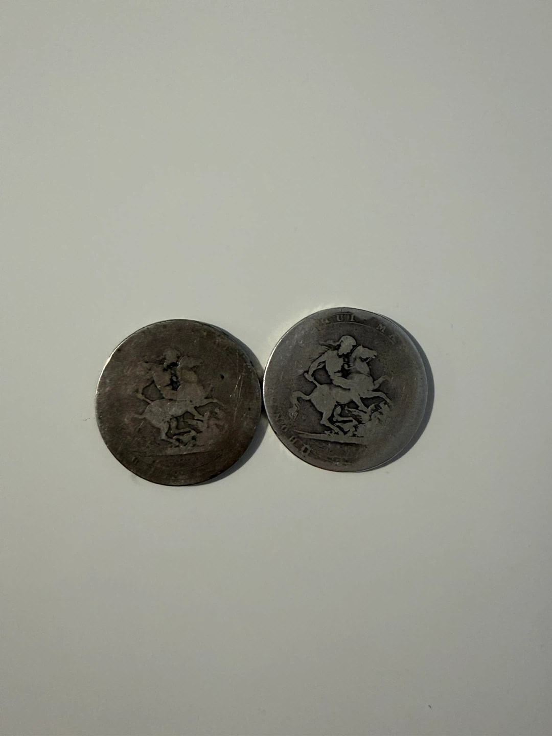 Two British Silver Crowns 1818-1820 - photo 2