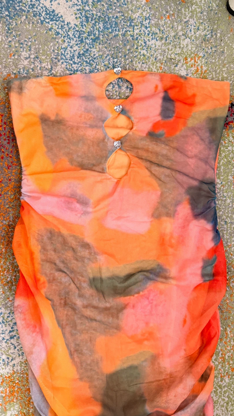 Dress. Size M  really stretchy - photo 2
