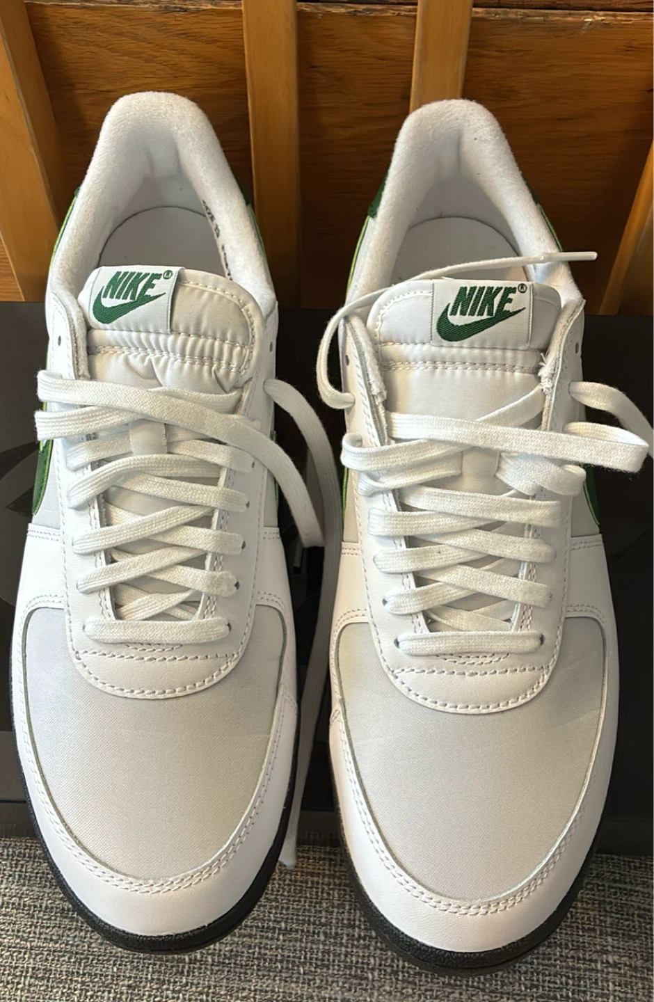 New in box Nike Field General Sneakers White Green Size 13