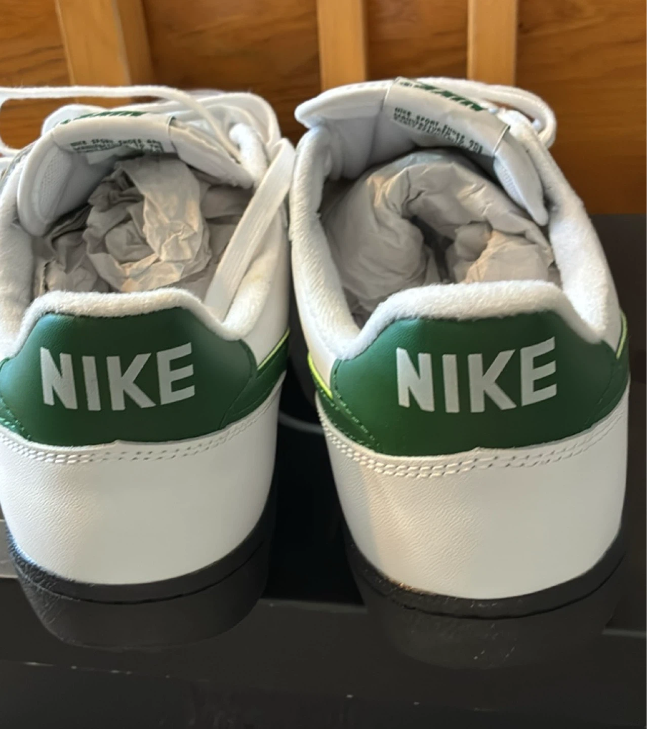 New in box Nike Field General Sneakers White Green Size 13 - photo 3
