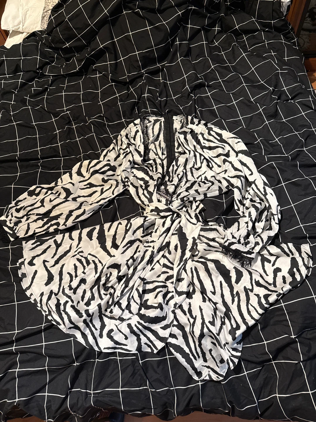 Women's Zebra Print Long Sleeve Dress - photo 2