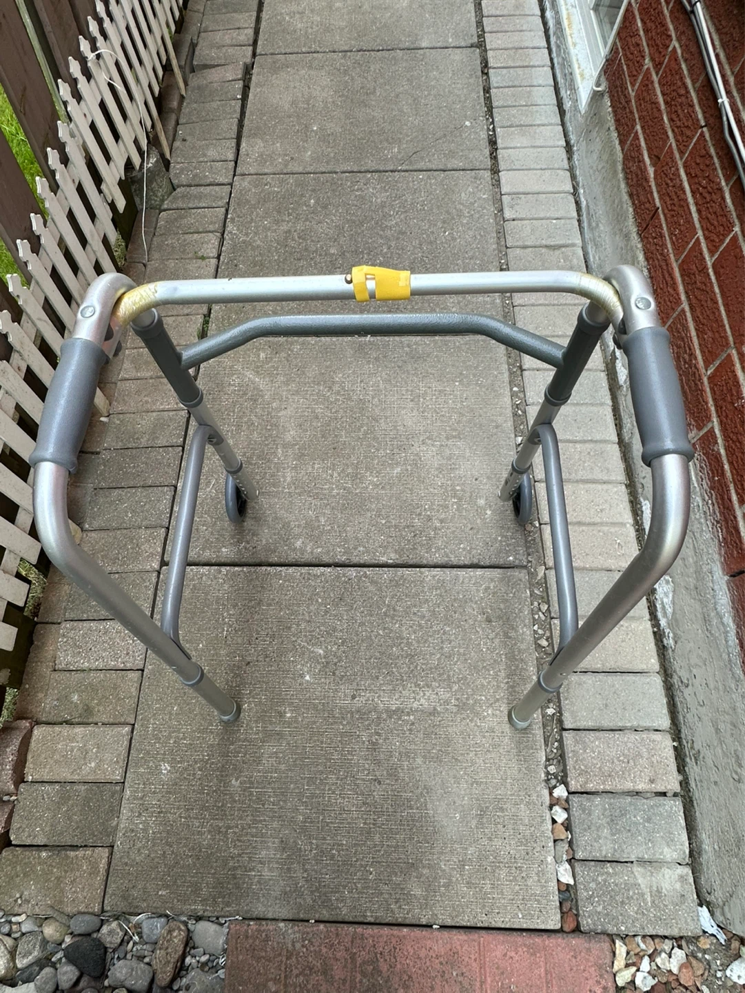 Walker with Wheels - photo 5