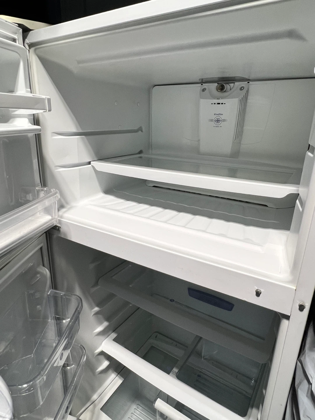 White Whirlpool Refrigerator - photo 4