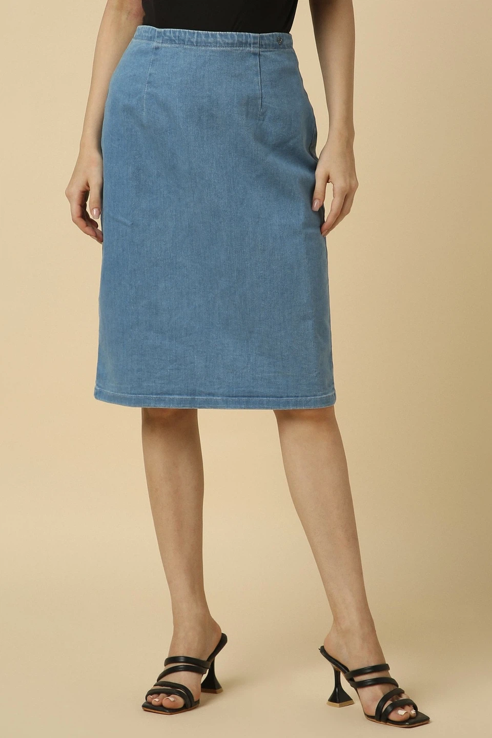 Allen Solly Women's Denim Pencil Skirt - 26- new with tags