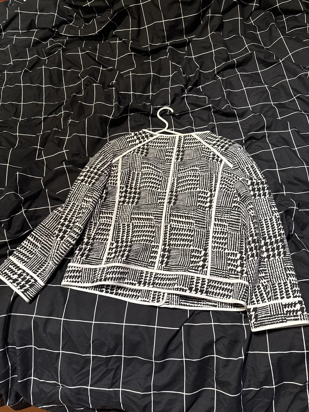 Black and White Patterned Blazer - photo 3