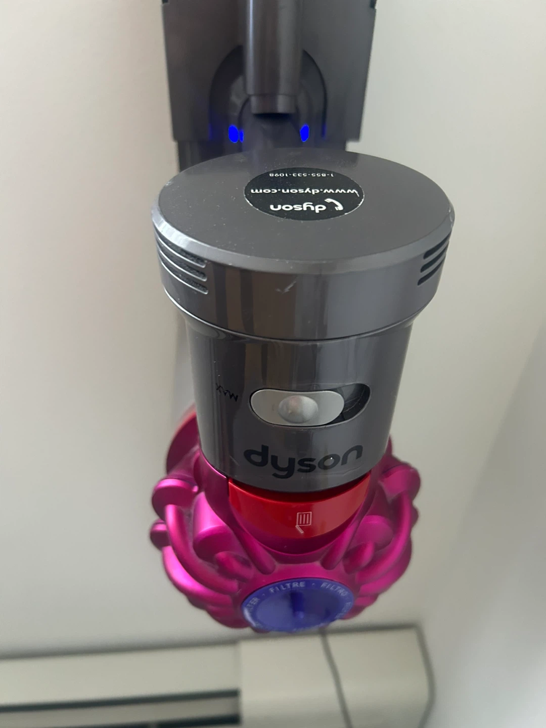 Dyson V7 Cordless Vacuum - photo 3
