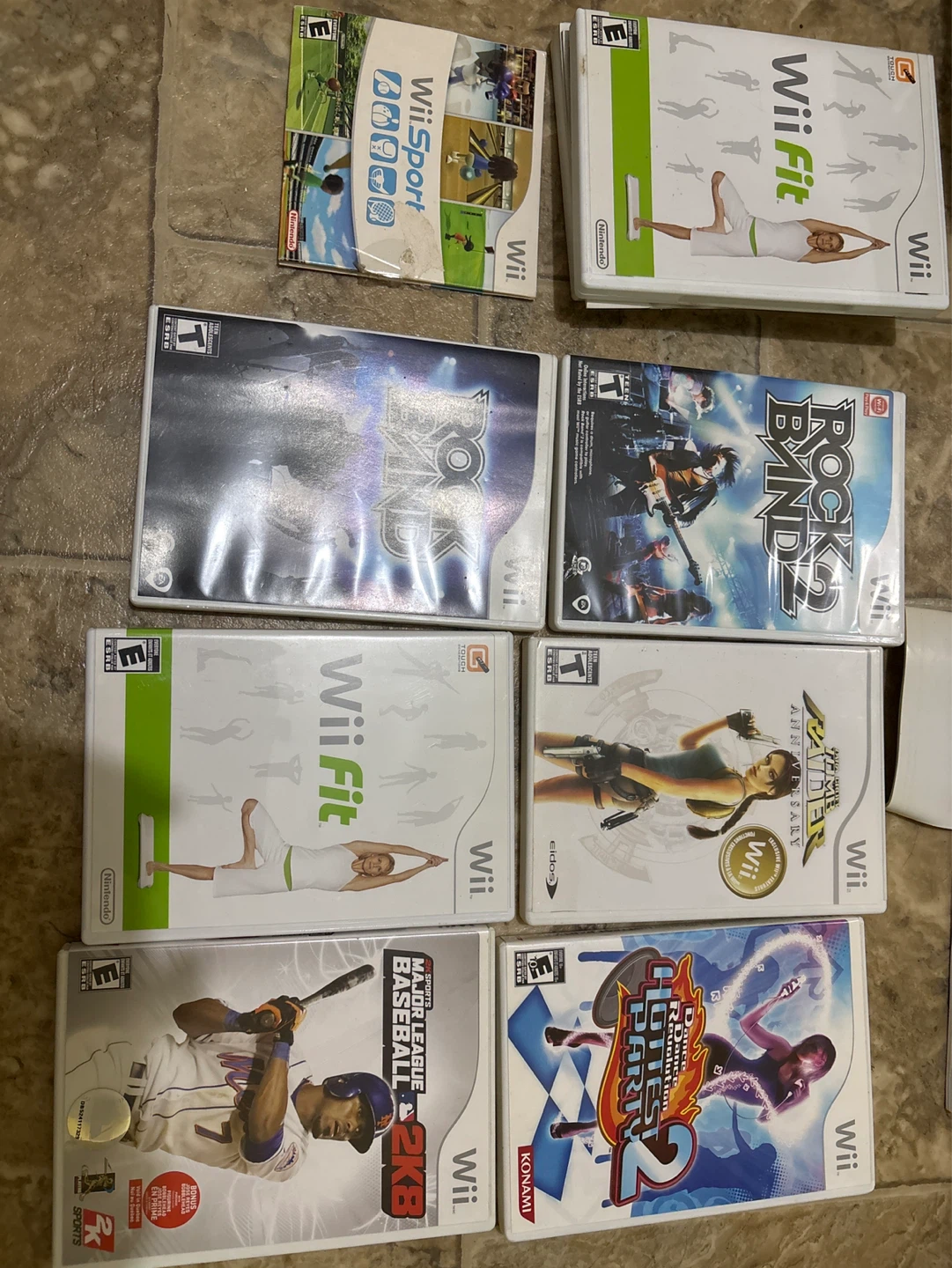 Wii console, games and accessories - photo 2