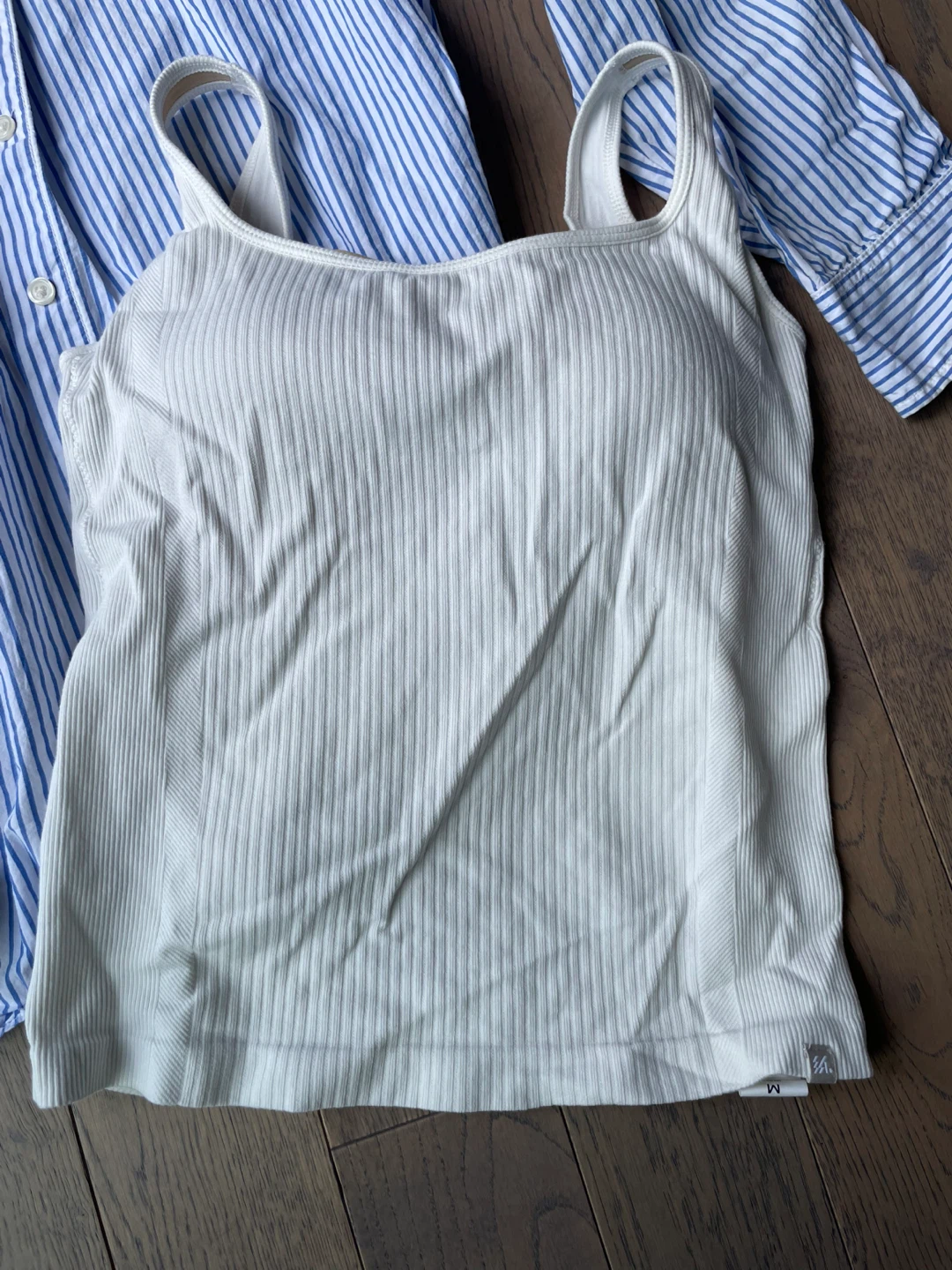 White Ribbed Tank Top with Built-in Bra, size S - photo 4