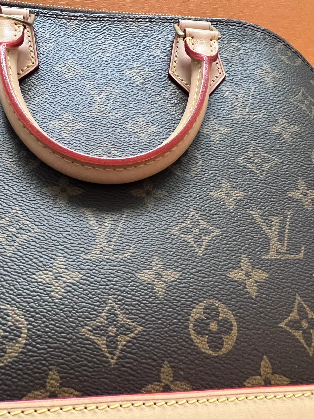 $1525 LV Alma UNUSED + KEPT IN BOX W/ RECEIPT FROM PARIS STORE - photo 3