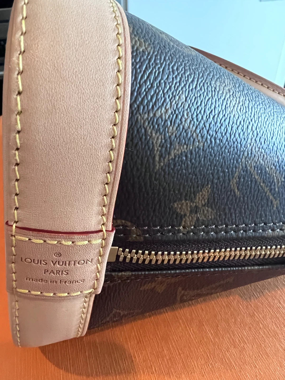 $1525 LV Alma UNUSED + KEPT IN BOX W/ RECEIPT FROM PARIS STORE - photo 5