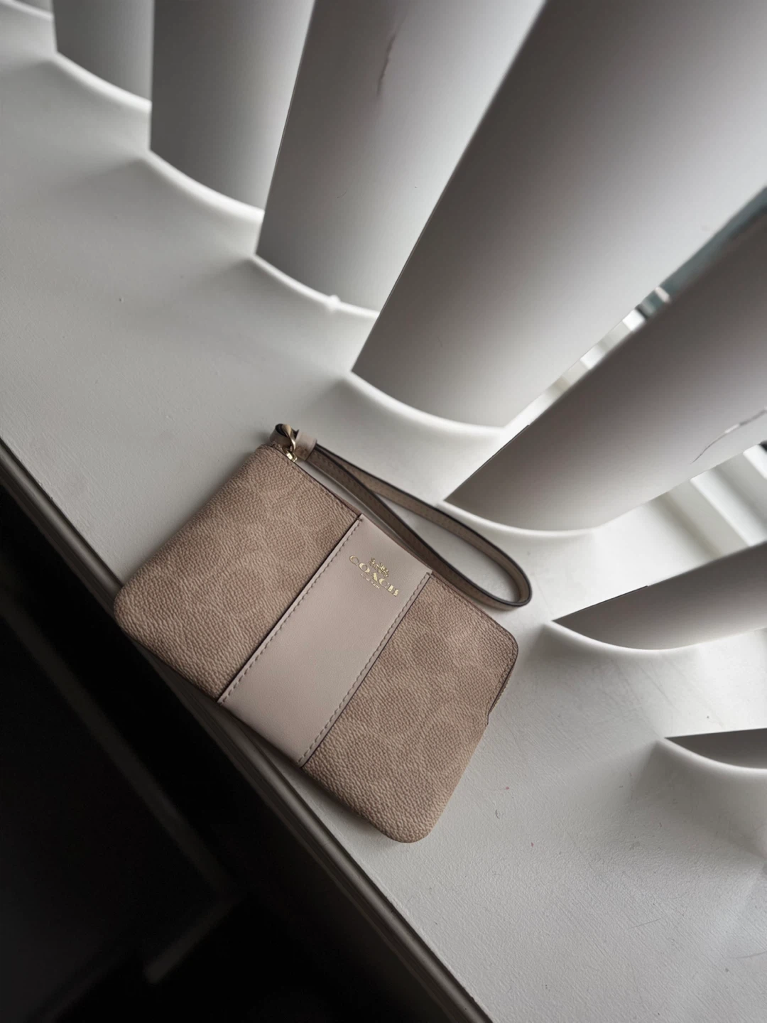 Coach Wristlet wallet- Tan - photo 2