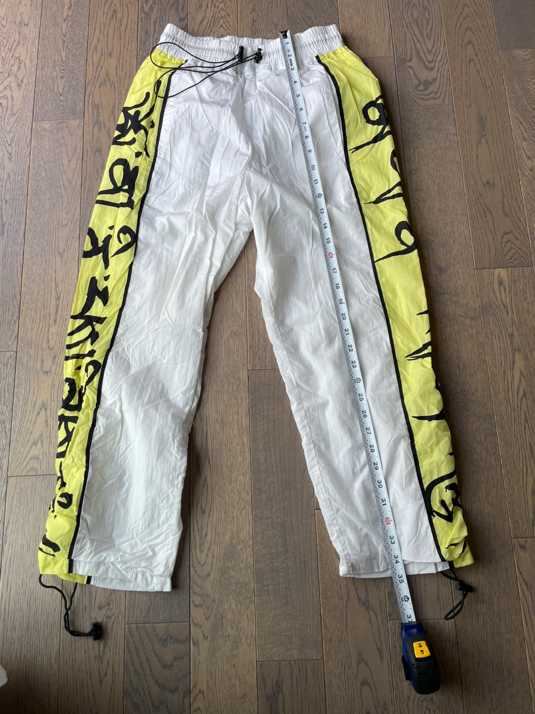 White Track Pants with Yellow Graphic Sides, size S - photo 3