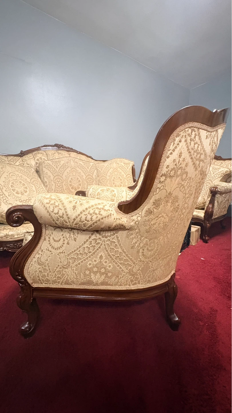 French Provincial/Victorian style armchair - photo 4