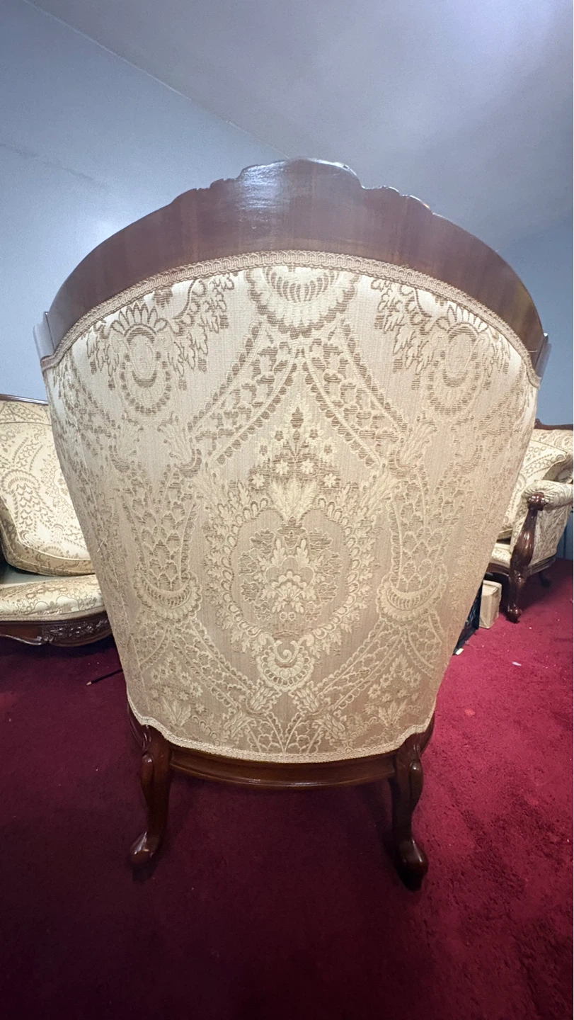 French Provincial/Victorian style armchair - photo 2