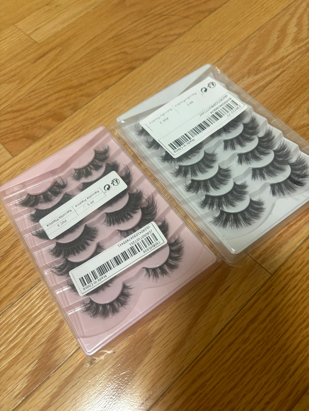 False Eyelashes Set - photo 2