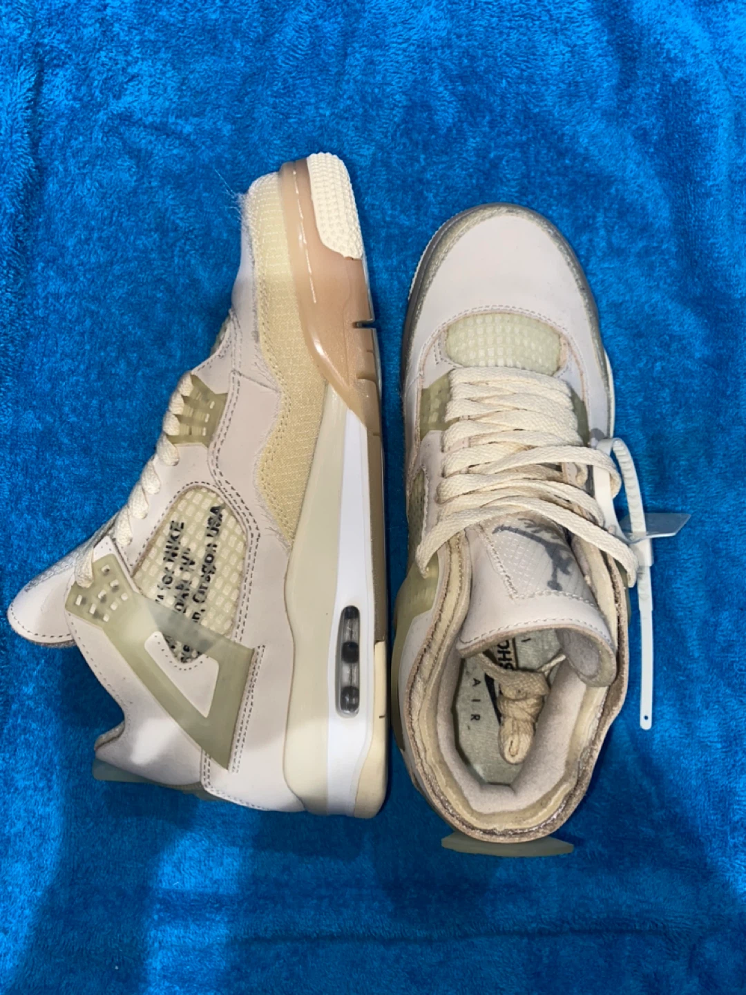 Nike Air Jordan 4 x Off-White Sail - photo 2