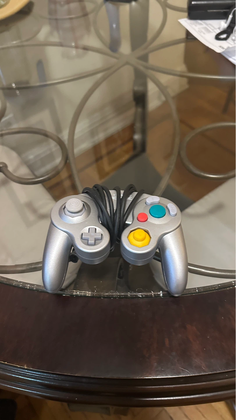 Nintendo GameCube Console with Controller - photo 2