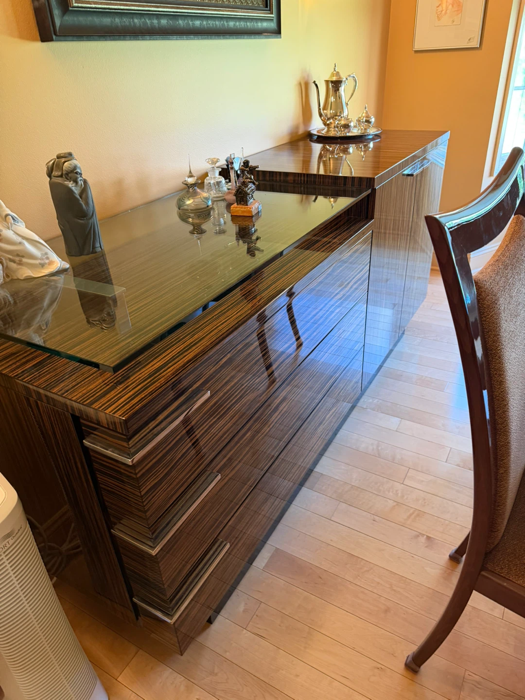 Modern Dining Table with High Gloss Finish - photo 5