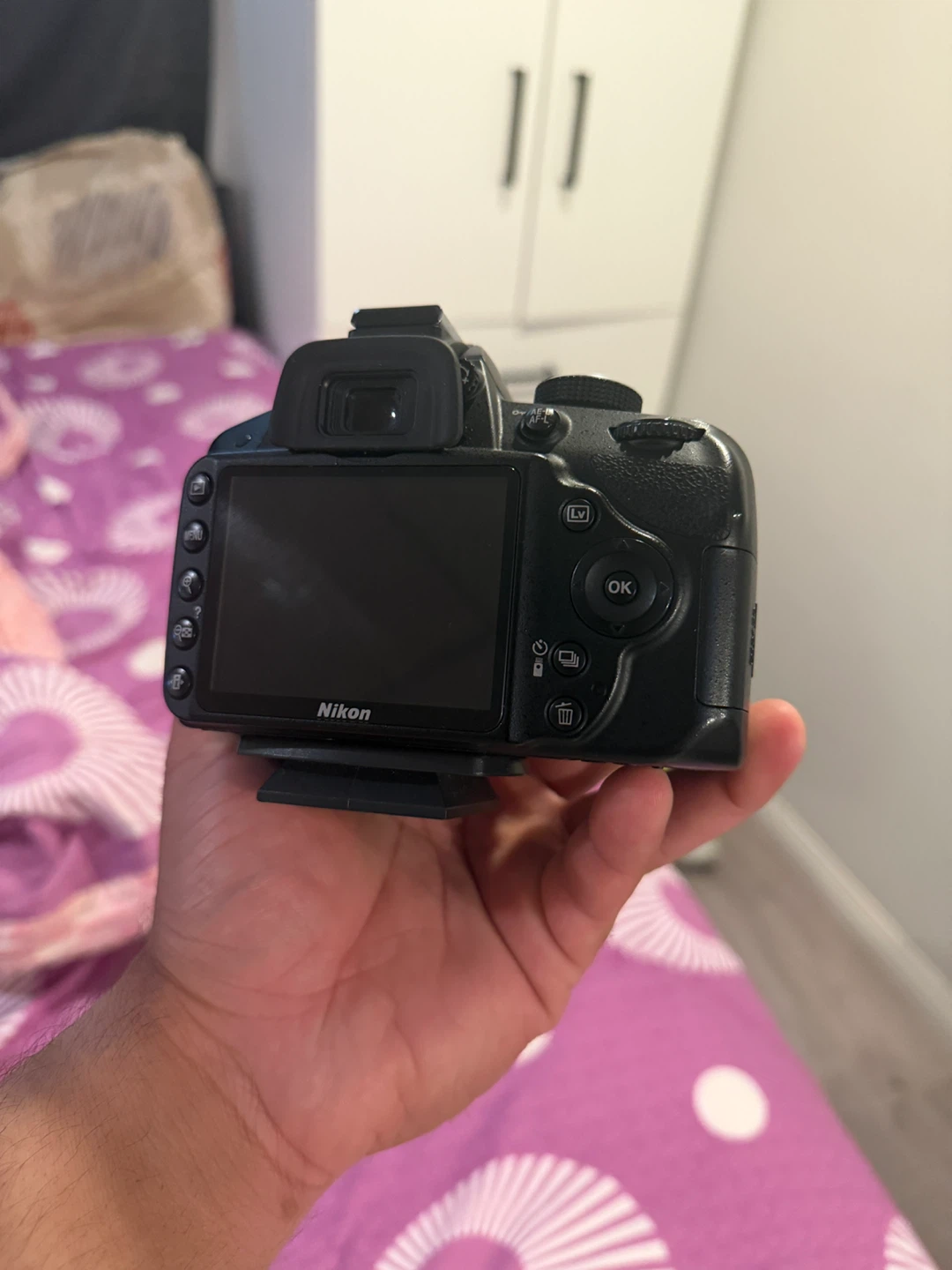 Nikon D3200 DSLR Camera with 2 Lenses and Bag - photo 3