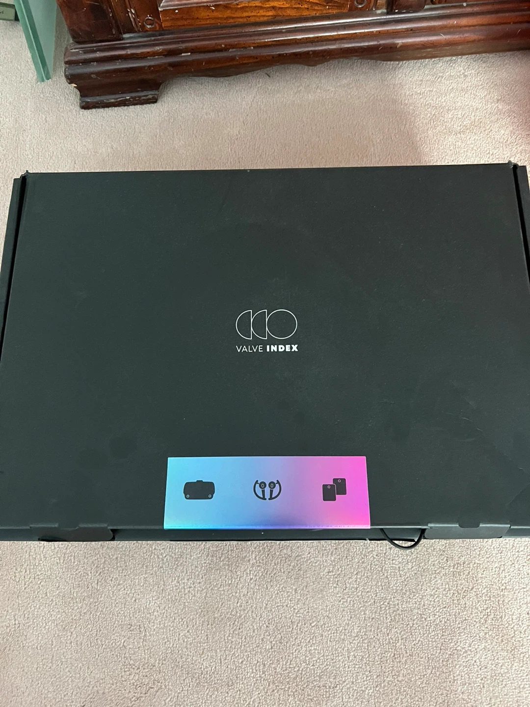 Valve Index VR Headset and Controllers - photo 2