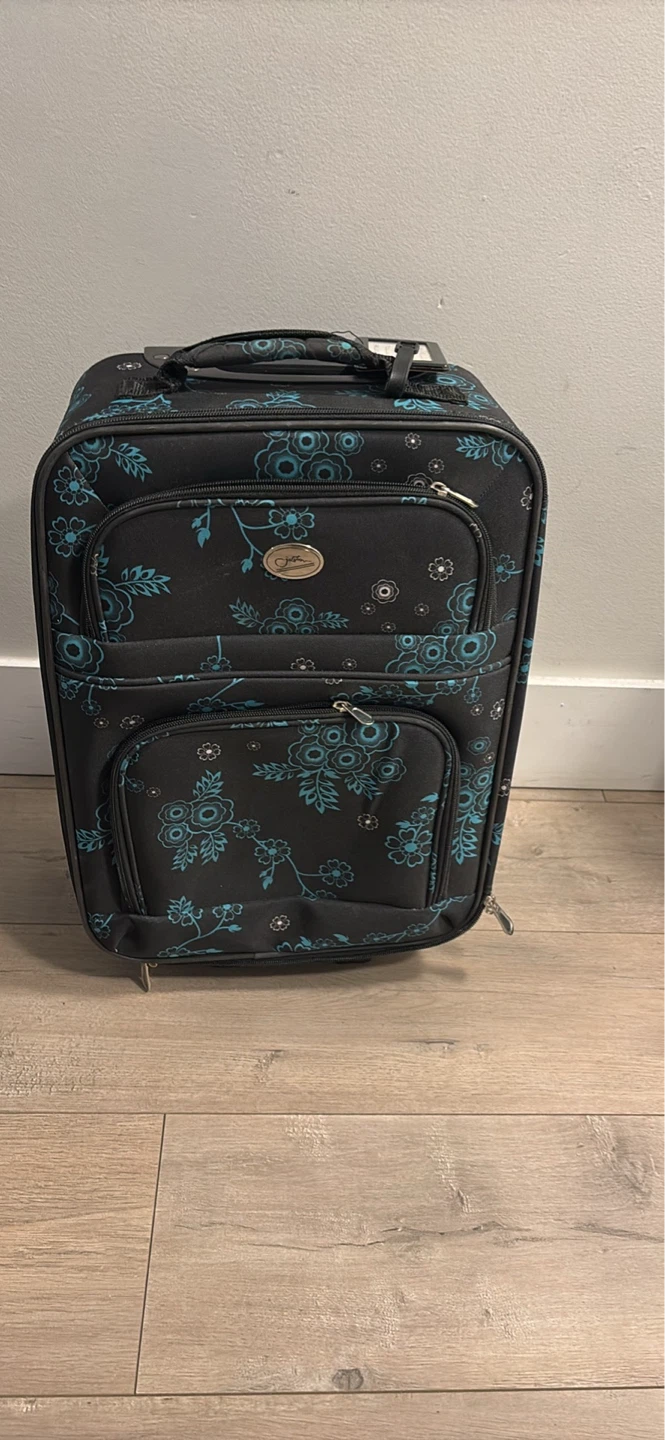 Olympia Luggage Carry-On Suitcase on Wheels
