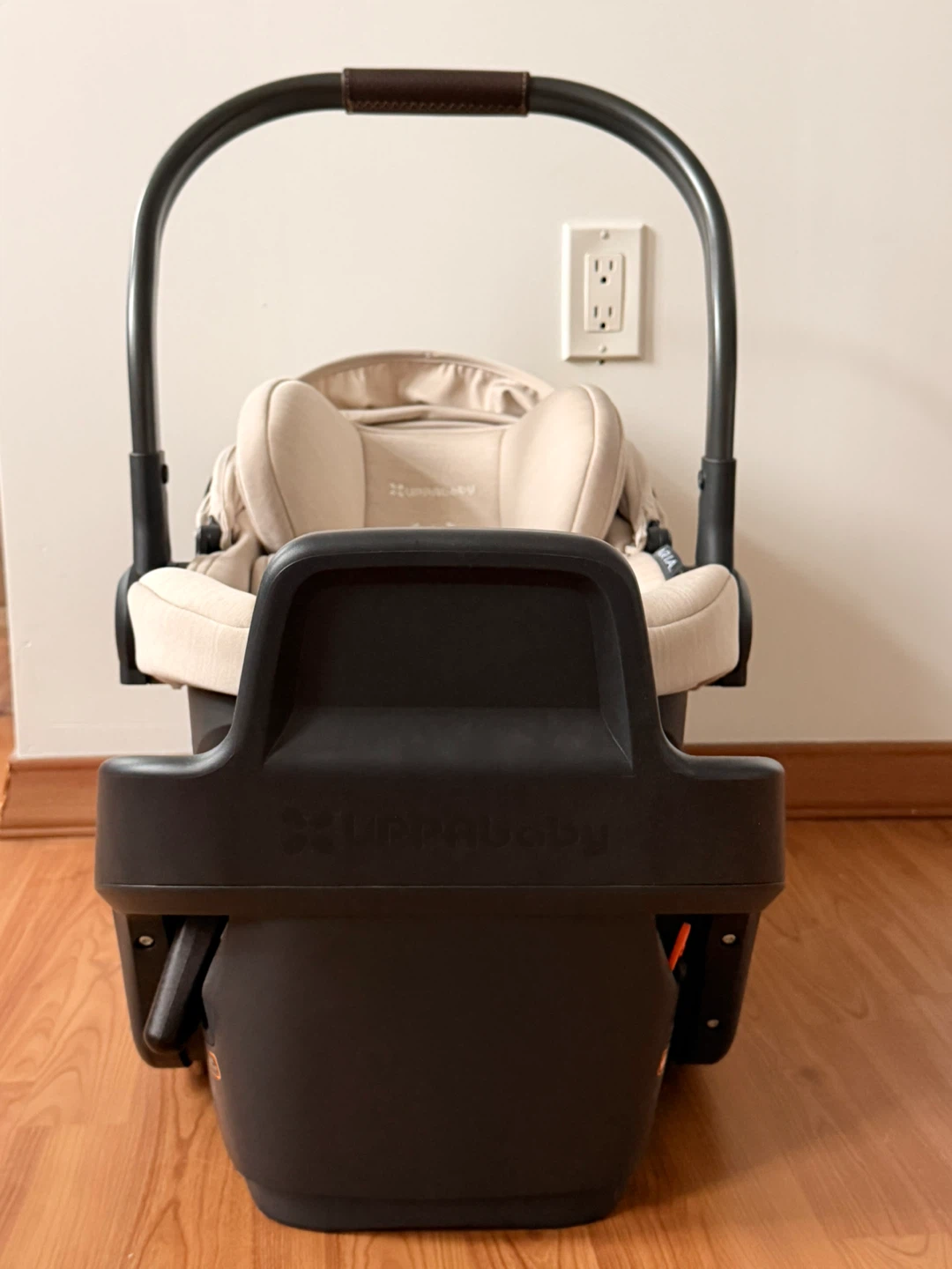 UPPAbaby Mesa Infant Car Seat and Base - photo 3