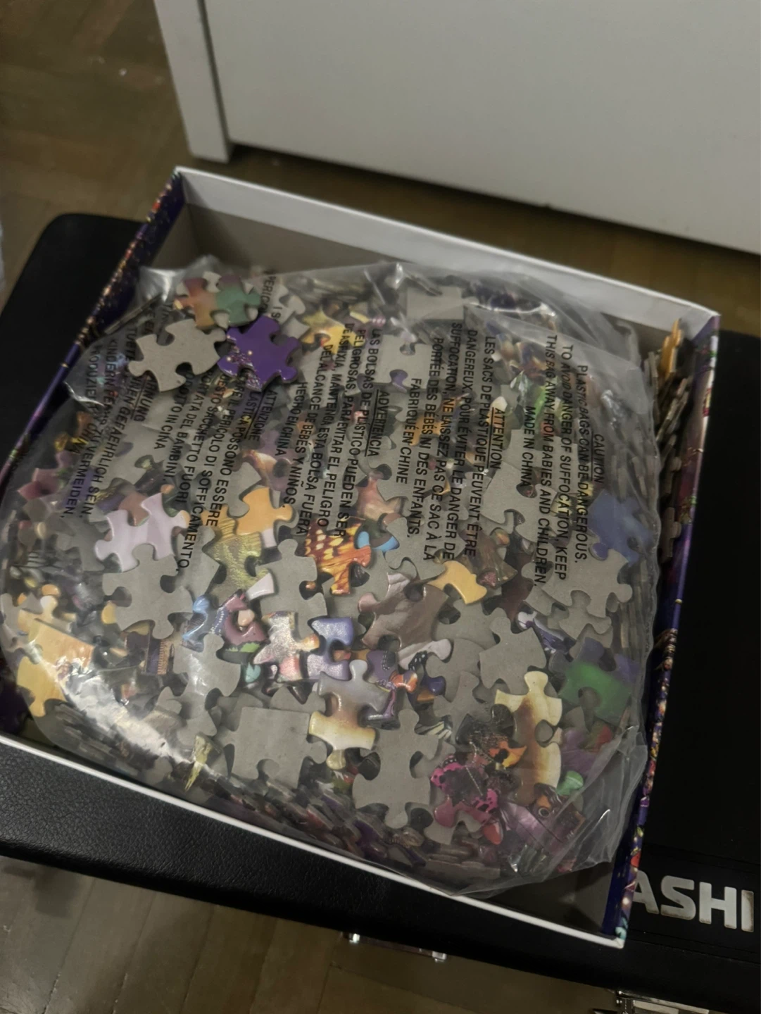 Art Gallery 1000 Piece Jigsaw Puzzle - photo 3