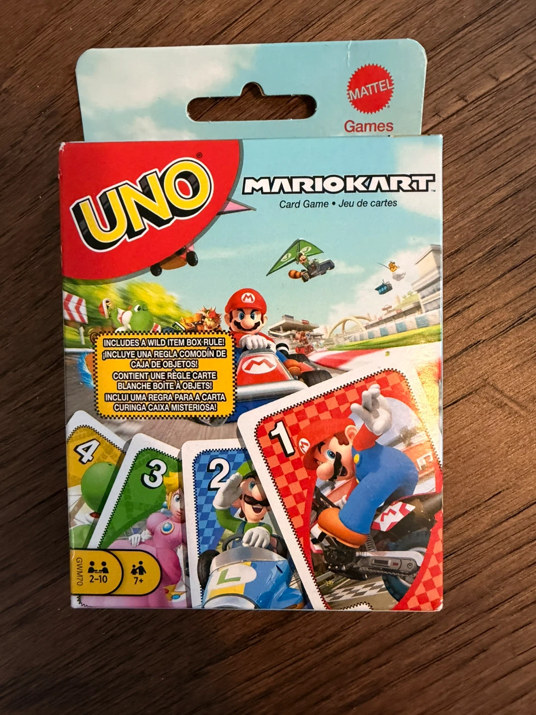 Brand New GIFTABLE UNO Mario Kart Card Game