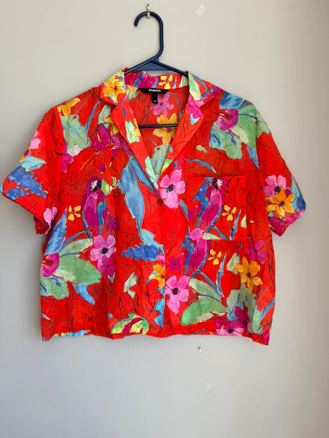 Desigual Red Floral Parrot Print Button Up Shirt Size M (new) - photo 3