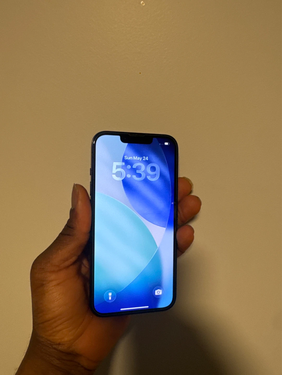 iPhone 13