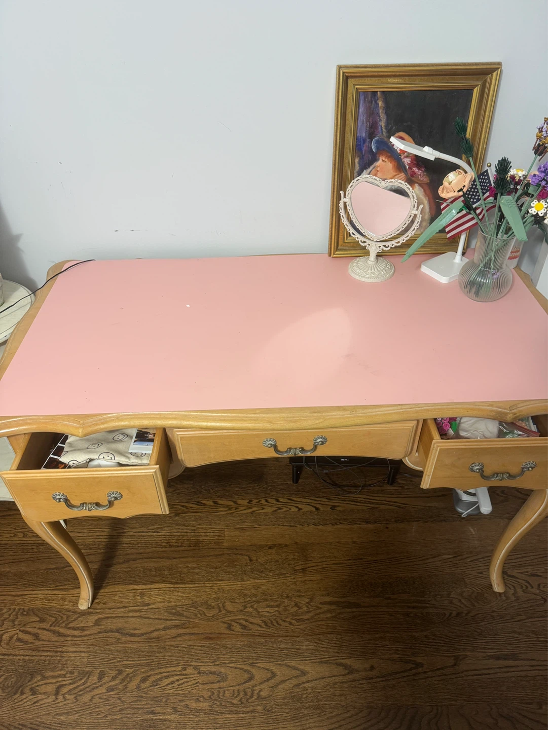 Ethan Allen Wood Vanity Desk with Pink Top - photo 2