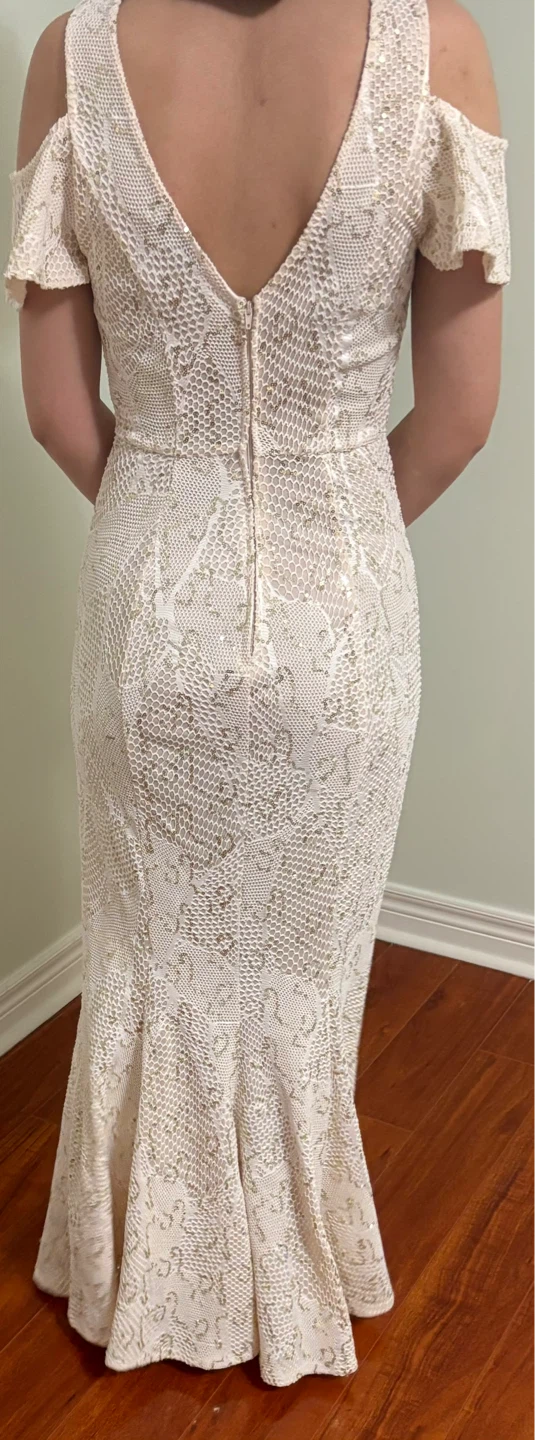 White Lace Cold Shoulder Evening Gown - photo 2