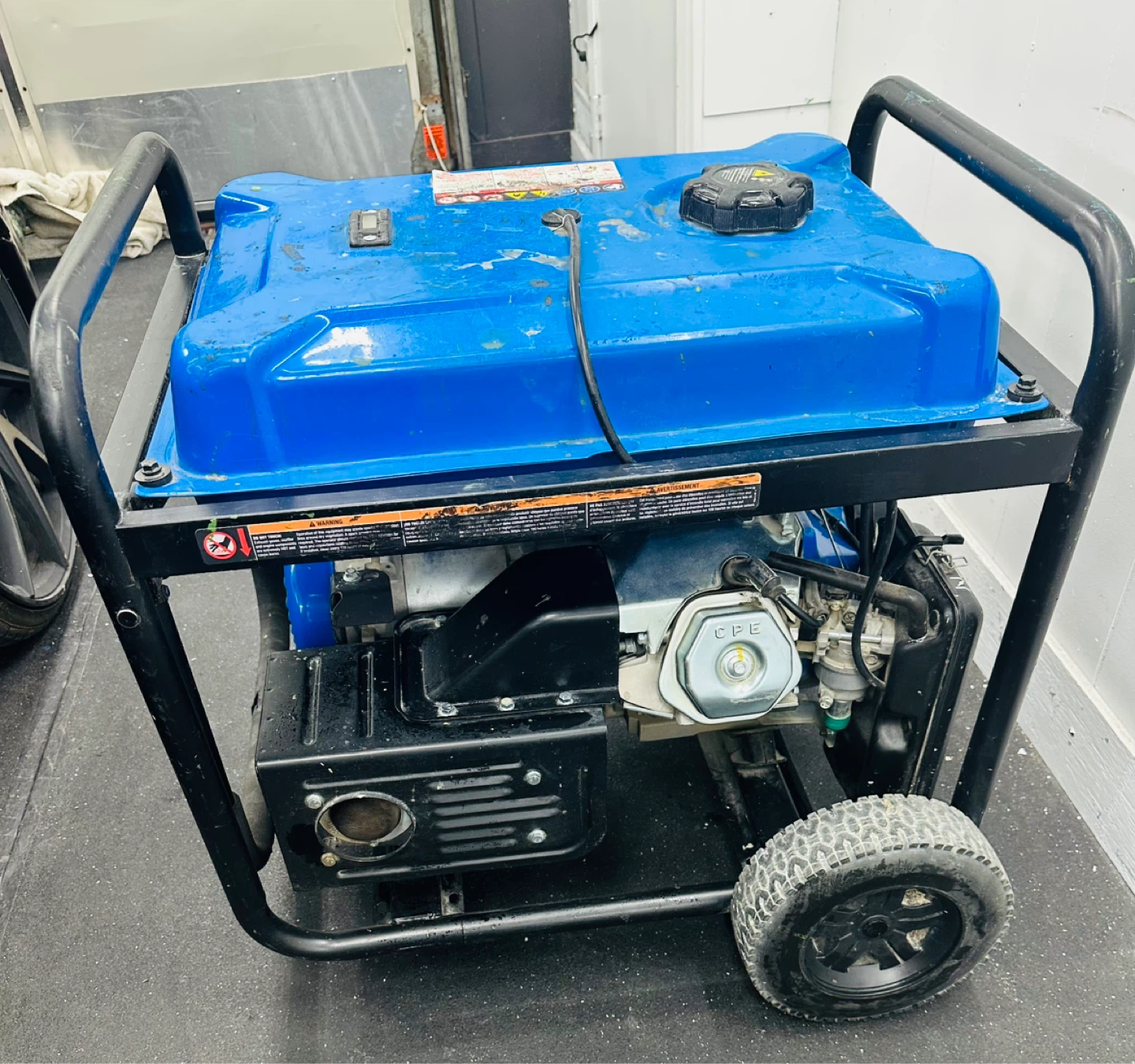 Mastercraft 6875 Watts Starting Generator - photo 3