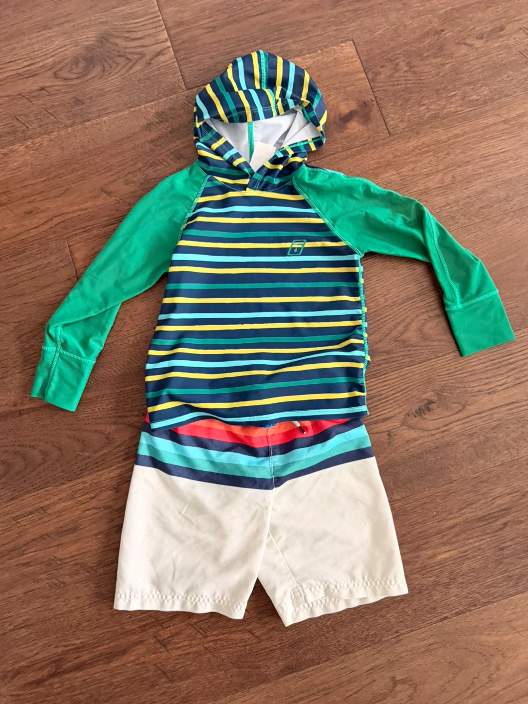Boys 5T Swimsuit Set (with cute Disney Mickey Mouse swim top) - photo 3