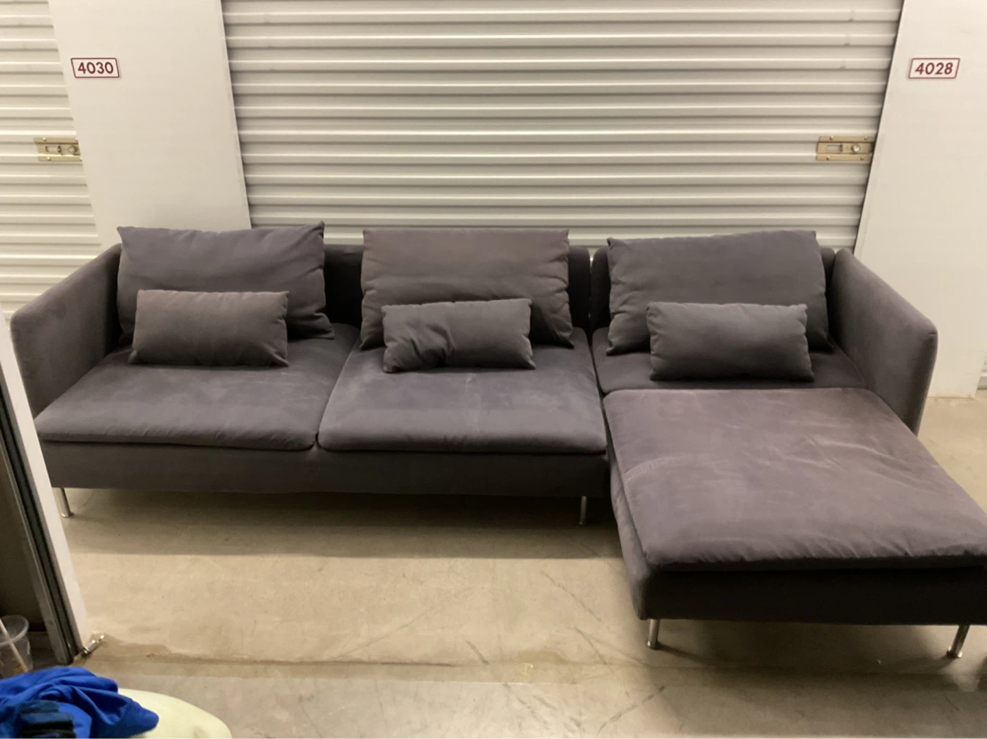 Gray Sectional Sofa with Chaise