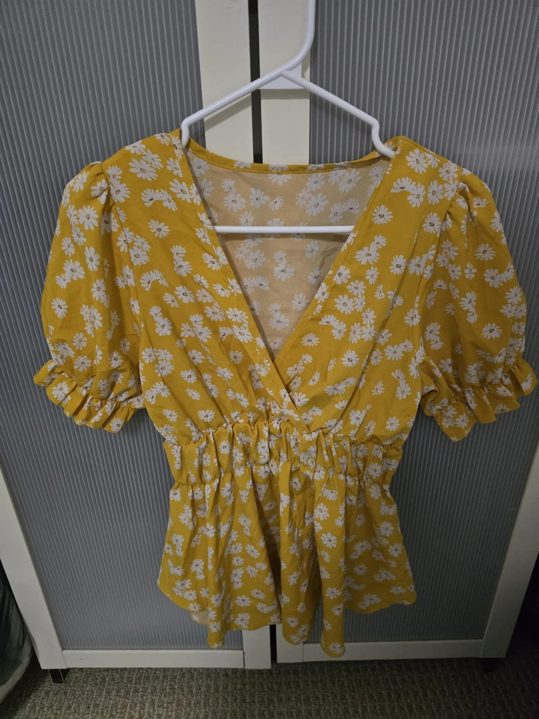 Liz Claiborne Black Floral Blouse - photo 3