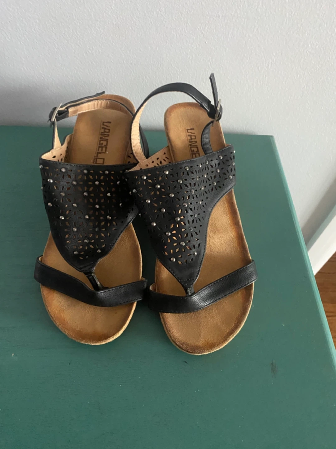 Vangelo Black Wedge Sandals sz 7
