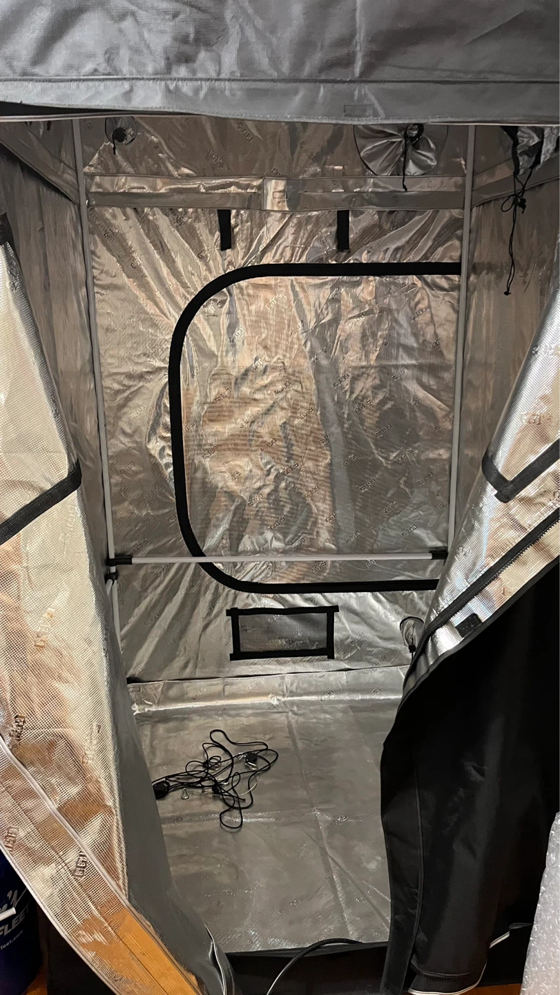 2- Gorilla Grow Tents - photo 3