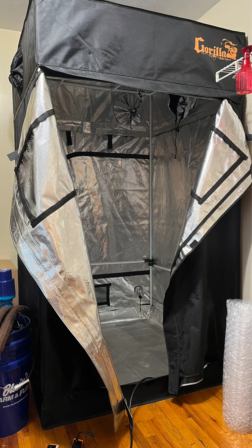 2- Gorilla Grow Tents - photo 4