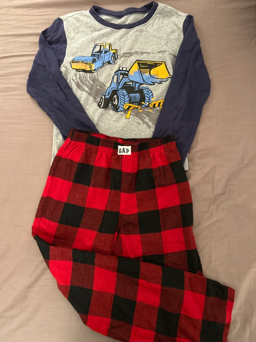 GAP Kids Construction Pajamas Long Sleeve Set