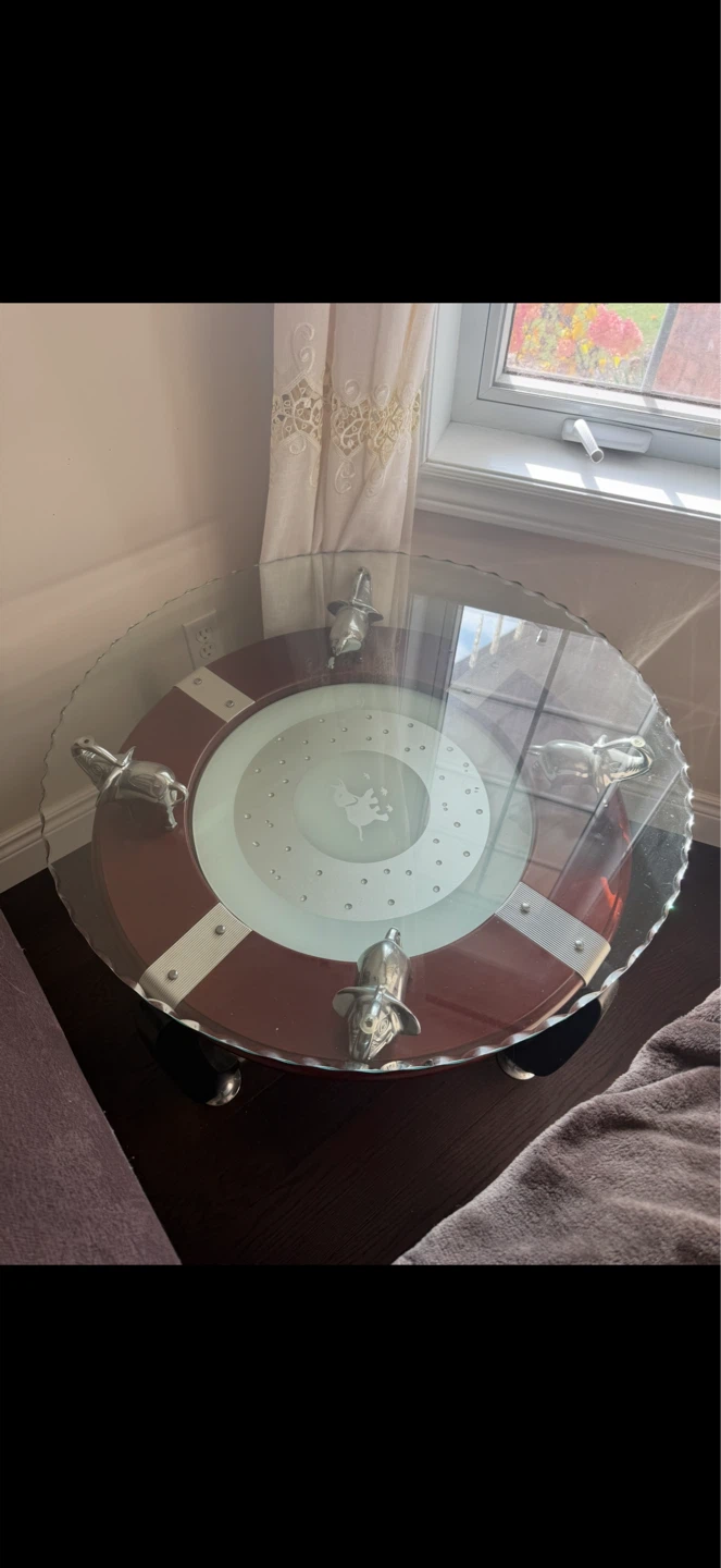 Glass coffee table with decorative elephants - photo 4